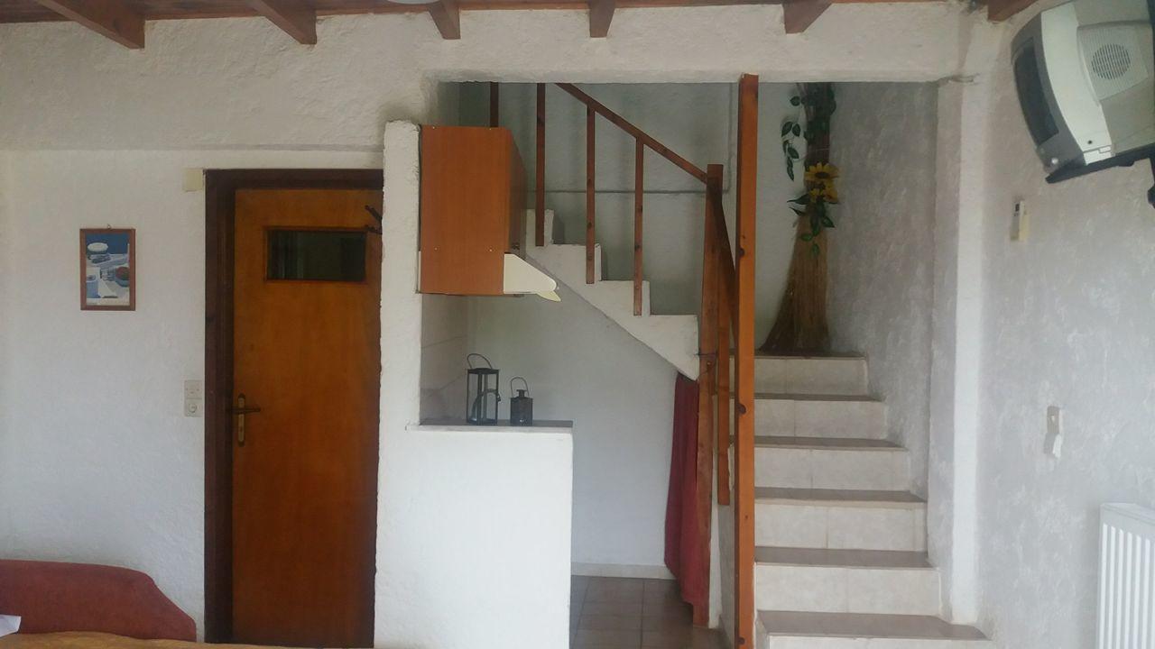Antikristo Rooms Karteros Esterno foto